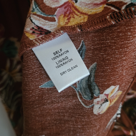 Soprano NWT Dress Size Medium - Picture 7 of 7